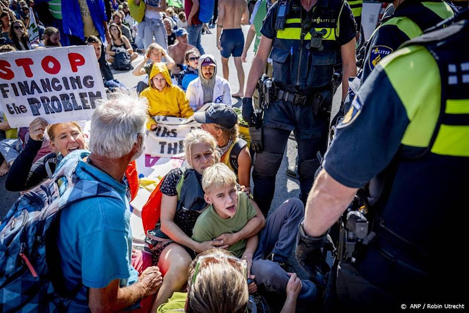 Veilig Thuis heeft nog geen meldingen ontvangen over kinderen bij klimaatprotest 