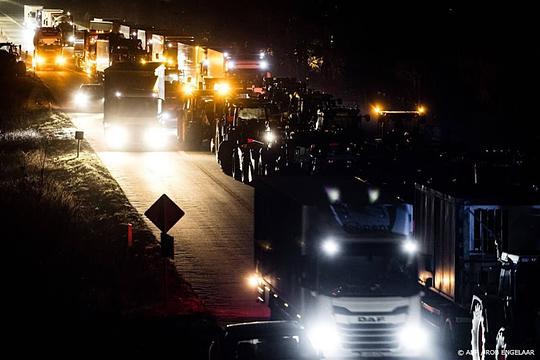 Rijkswaterstaat raadt automobilisten aan reis naar België uit te stellen