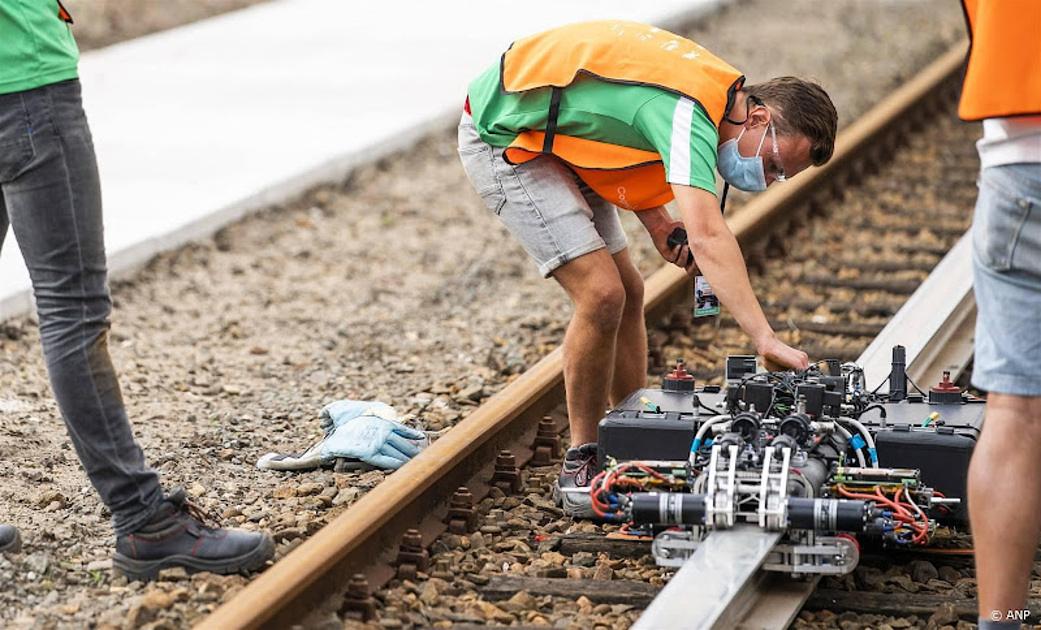 Studenten TU Delft claimen mijlpaal hyperloop: eerste baanwissel