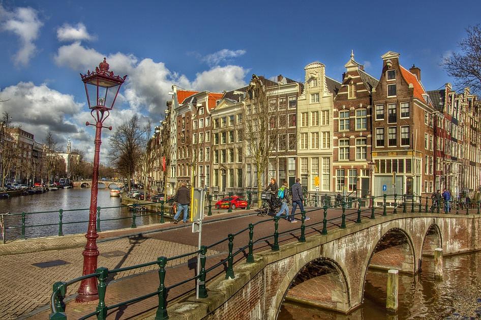 Amsterdamse Keizersgracht tussen Prinsenstraat en Leliegracht afgesloten voor zwaar verkeer