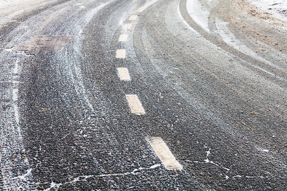 Qbuzz stopt met rijden in Groningen en Drenthe vanwege gladheid door sneeuw