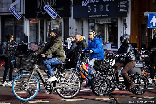 Nederlanders steeds meer aan het fietsen