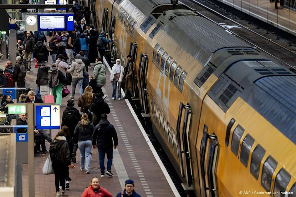 NS: hinder rond Den Haag en Rotterdam door spoorwerkzaamheden