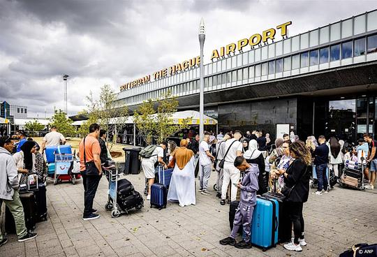 Inchecken Rotterdam The Hague Airport onmogelijk door storing