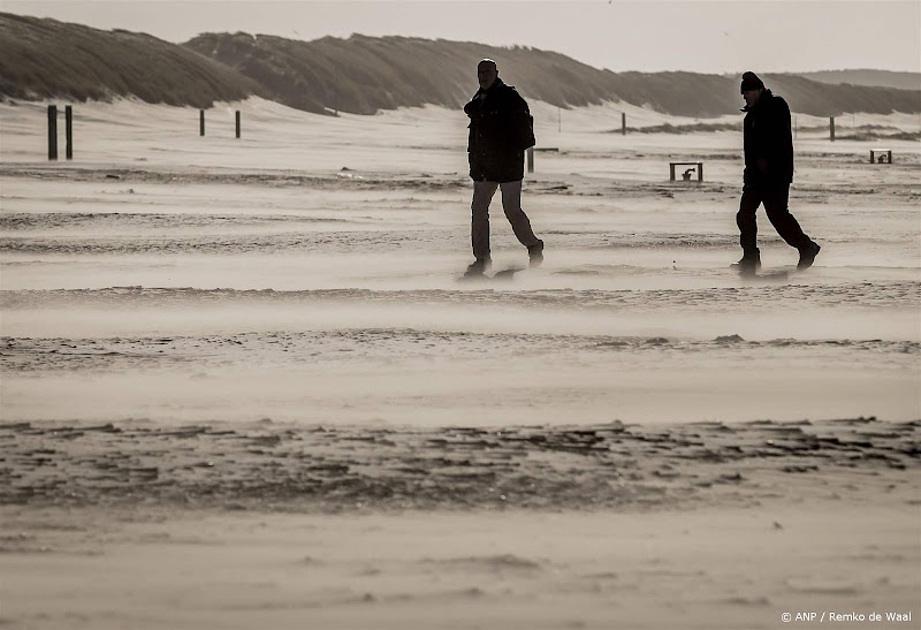 Zware windstoten: vandaag code geel in heel Nederland