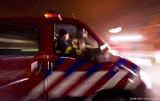 Grote brand in loods in Tholen: scheepvaart Schelde-Rijnkanaal niet stilgelegd