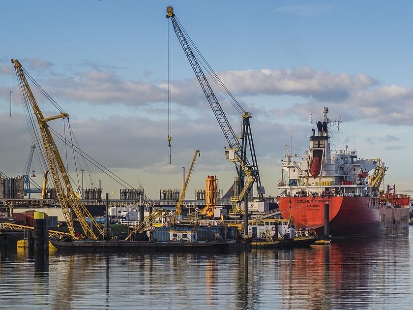 Eerste methanolschip van X-press Feeders gedoopt in Rotterdamse haven