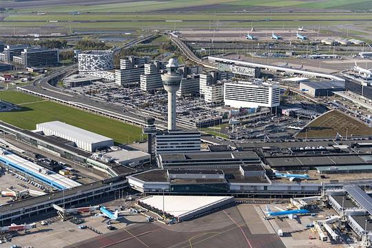Flink minder omzet luchtvrachtbedrijven Schiphol