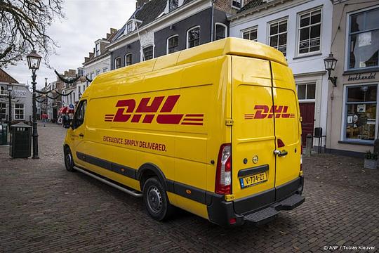 Pakketbezorgers DHL en PostNL passen duurzaamheidsclaims aan na actie ACM