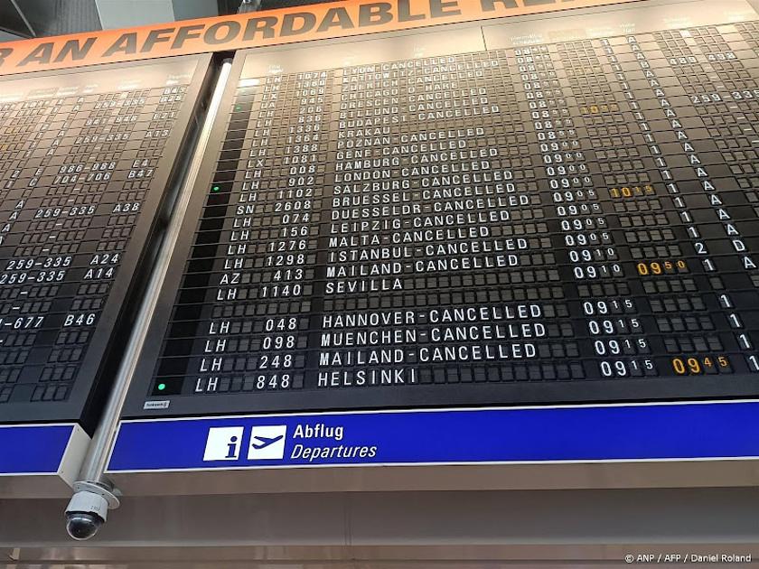 Stakingen op Duitse luchthavens: ook vluchten tussen Schiphol en Duitsland geschrapt