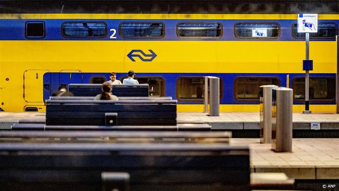 NS: uitloop werk aan spoor leidt tot forse drukte Zomercarnaval