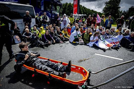 XR wil zaterdag ook overnachten in tunnelbak A12 in Den Haag