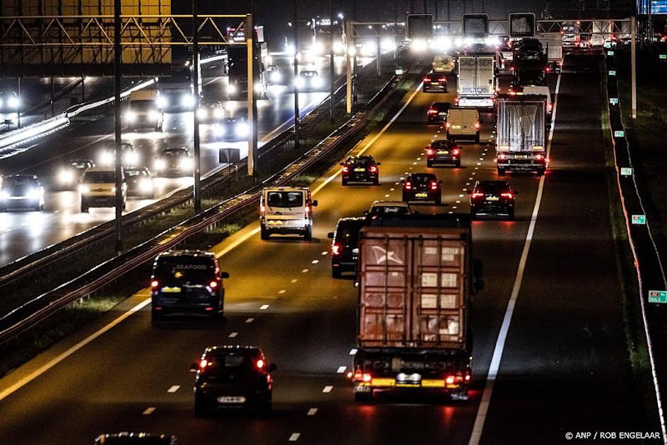 Drukke ochtendspits: vooral veel vertraging op A16 naar Rotterdam