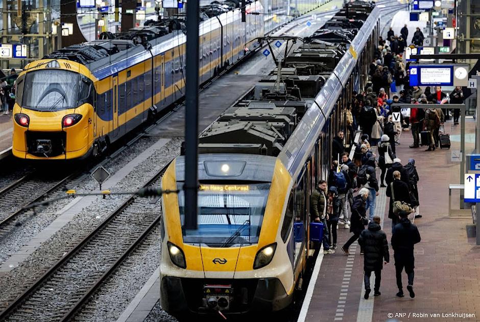 Treinreiziger vaker te laat: NS haalt stiptheidseis overheid nipt