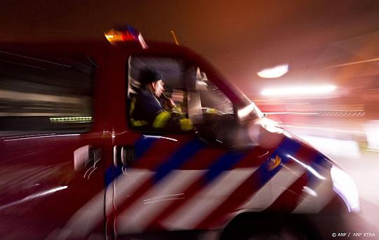 Brandende auto's in parkeergarage onder Rotterdams appartementencomplex