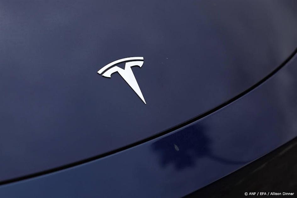 tesla logo