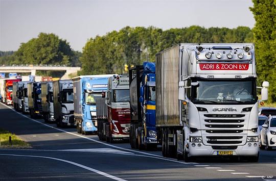 'Kosten vertragingen in weg-, water- en spoorvervoer naar record'