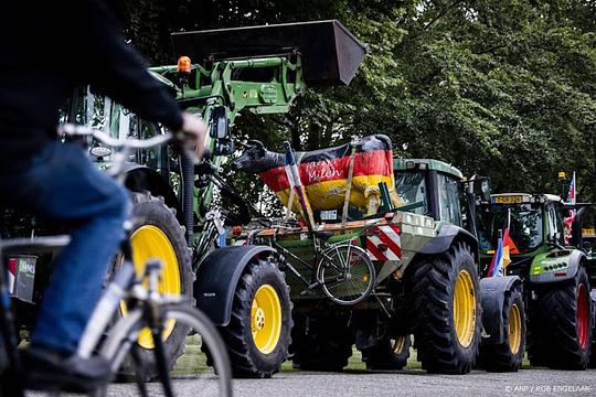 Protesterende boeren onderweg naar Brussel: bekeuringen op A30